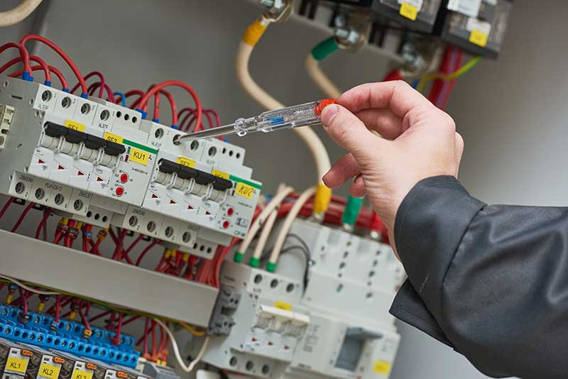 13 Things Your Electrician Wants You to Know